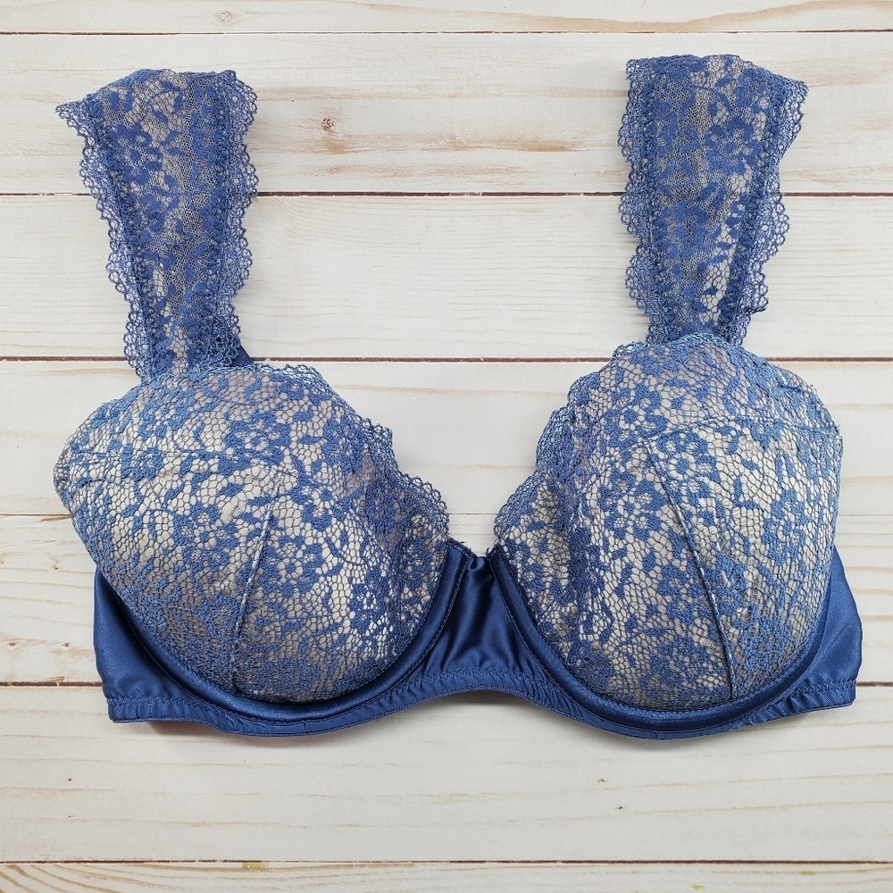 Victorias Secret Dream Angels Lined Demi 32D Lace Overlay Periwinkle Blue‎ Cream